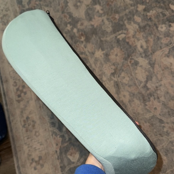 Like-new cushion lab pressure relief seat cushion - Picture 4 of 15